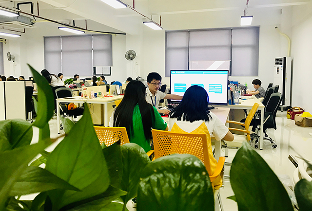 犀牛云总部乔迁新址 | 新环境，新起航，新征程，新辉煌！