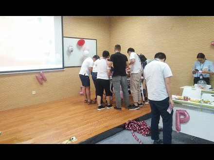 欢聚中秋，乐猜灯谜|公共事业部&研究院生日会