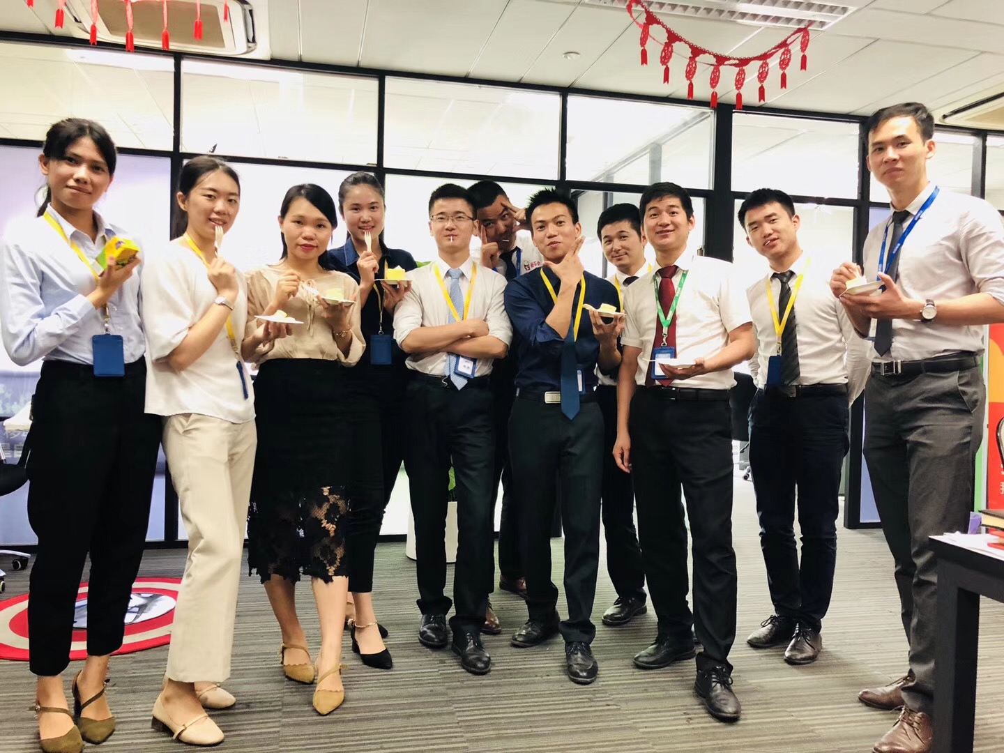 粤马扬鞭！热烈祝贺犀牛云广州分公司乔迁新址，迈向新征程！